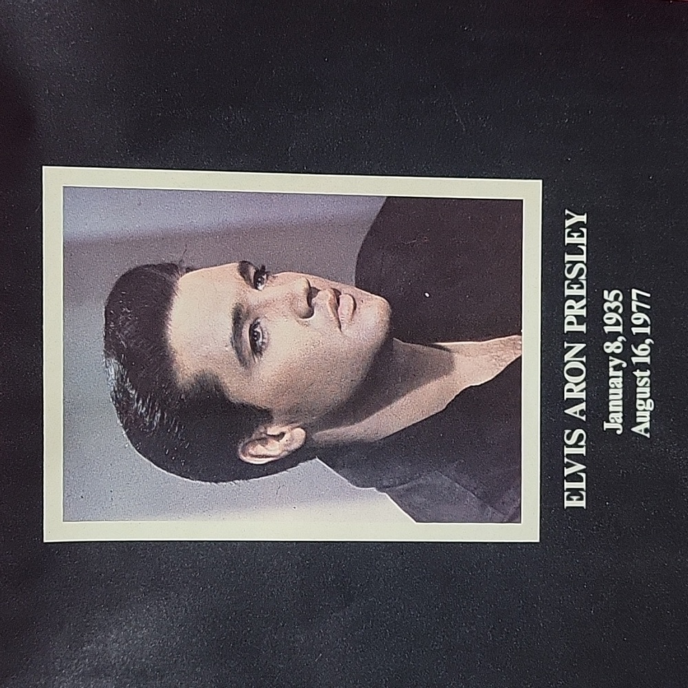 Antique Elvis Presley collectors photo magazine. - Picture 9 of 9